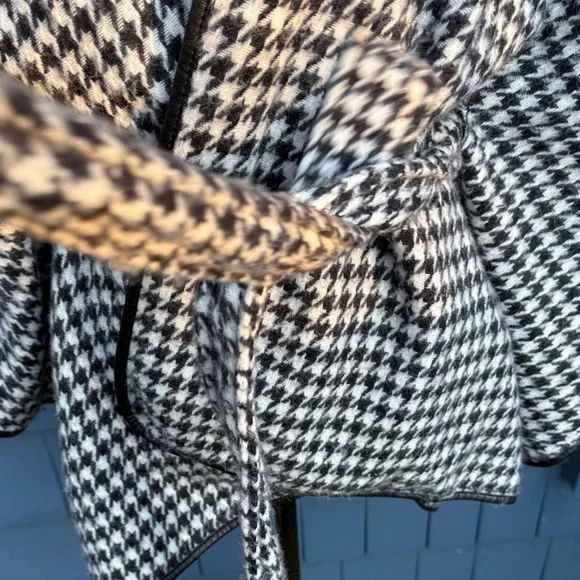 Black and White Houndstooth Wrap Poncho belted convertible soft - Picture 9 of 12